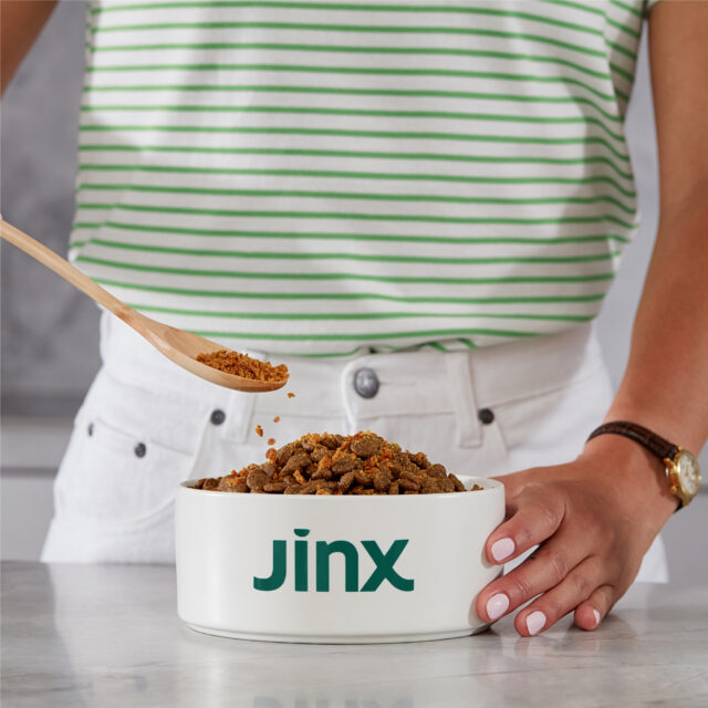 Jinx Crumbles Beef Recipe Flavor-Boosting Natural Dog Food Topper, 4 oz Bag - Image 6
