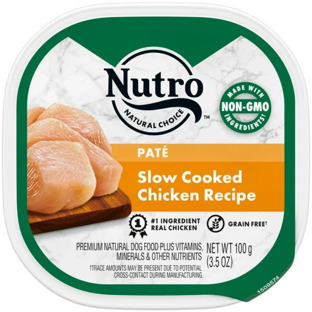 Nutro Natural Grain Free Paté Slow Cooked Chicken Adult Wet Dog Food, 3.5 Oz Tray